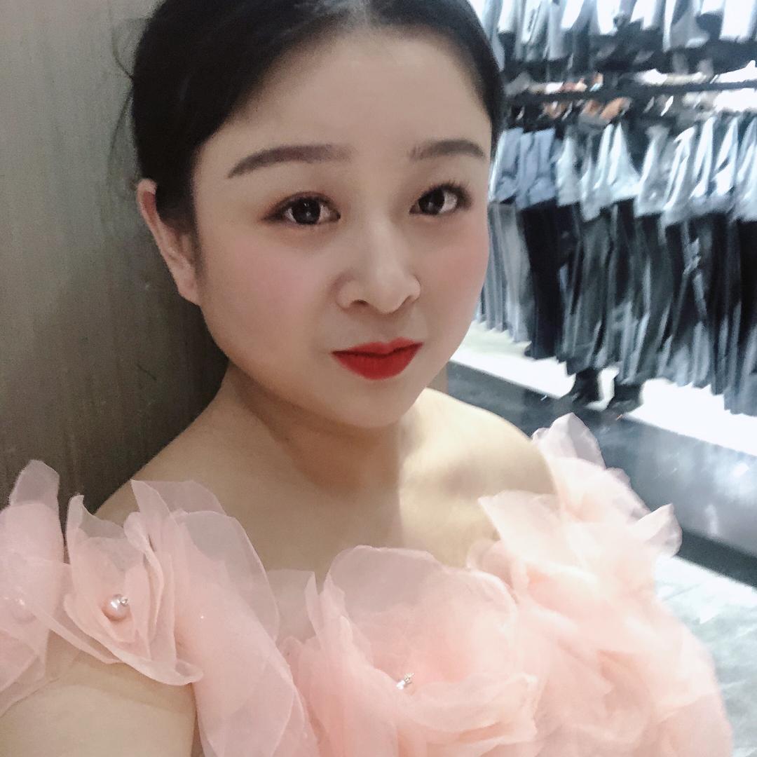 🌈🌈☘️🍀他的女王👑