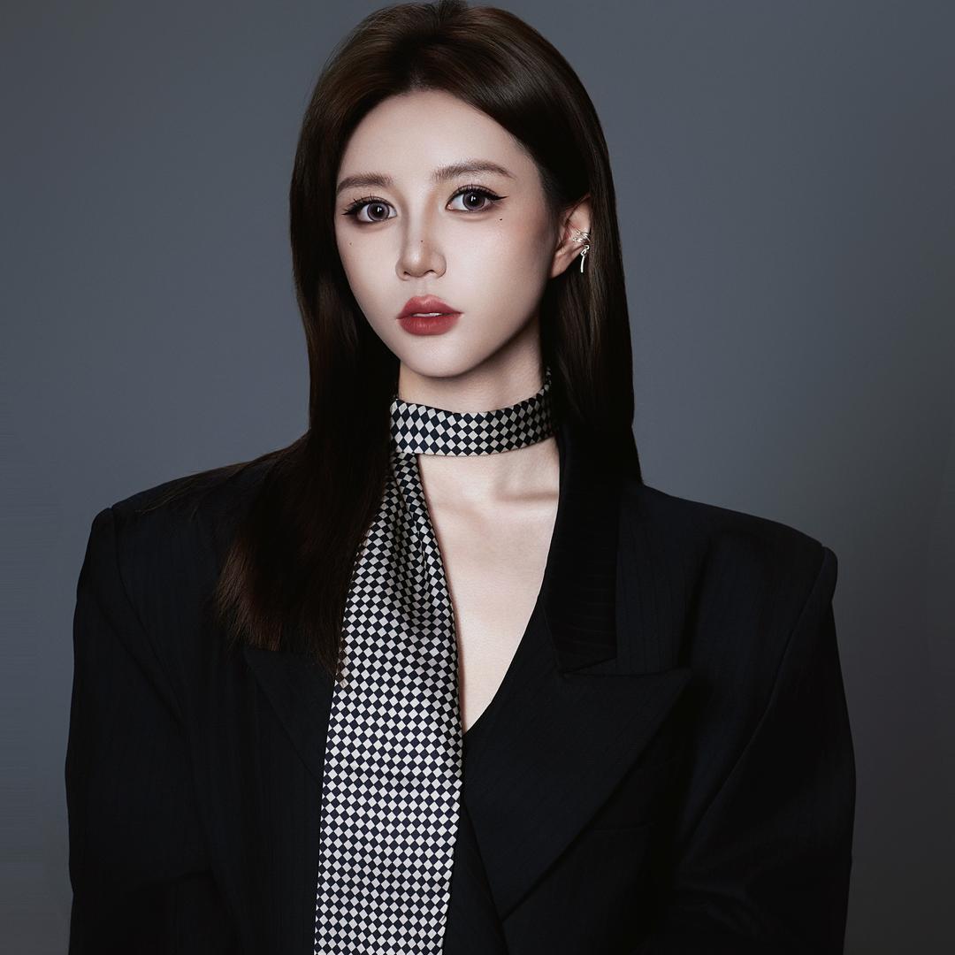 范盼盼（美妆