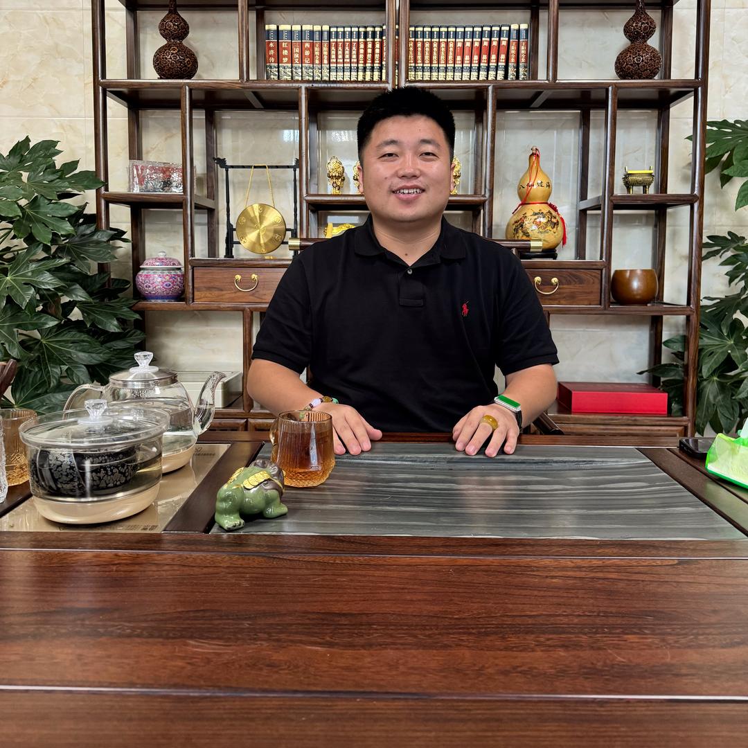 荆俐钧扬帆