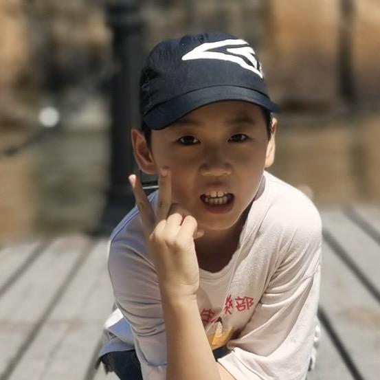 做一個明媚の钕子