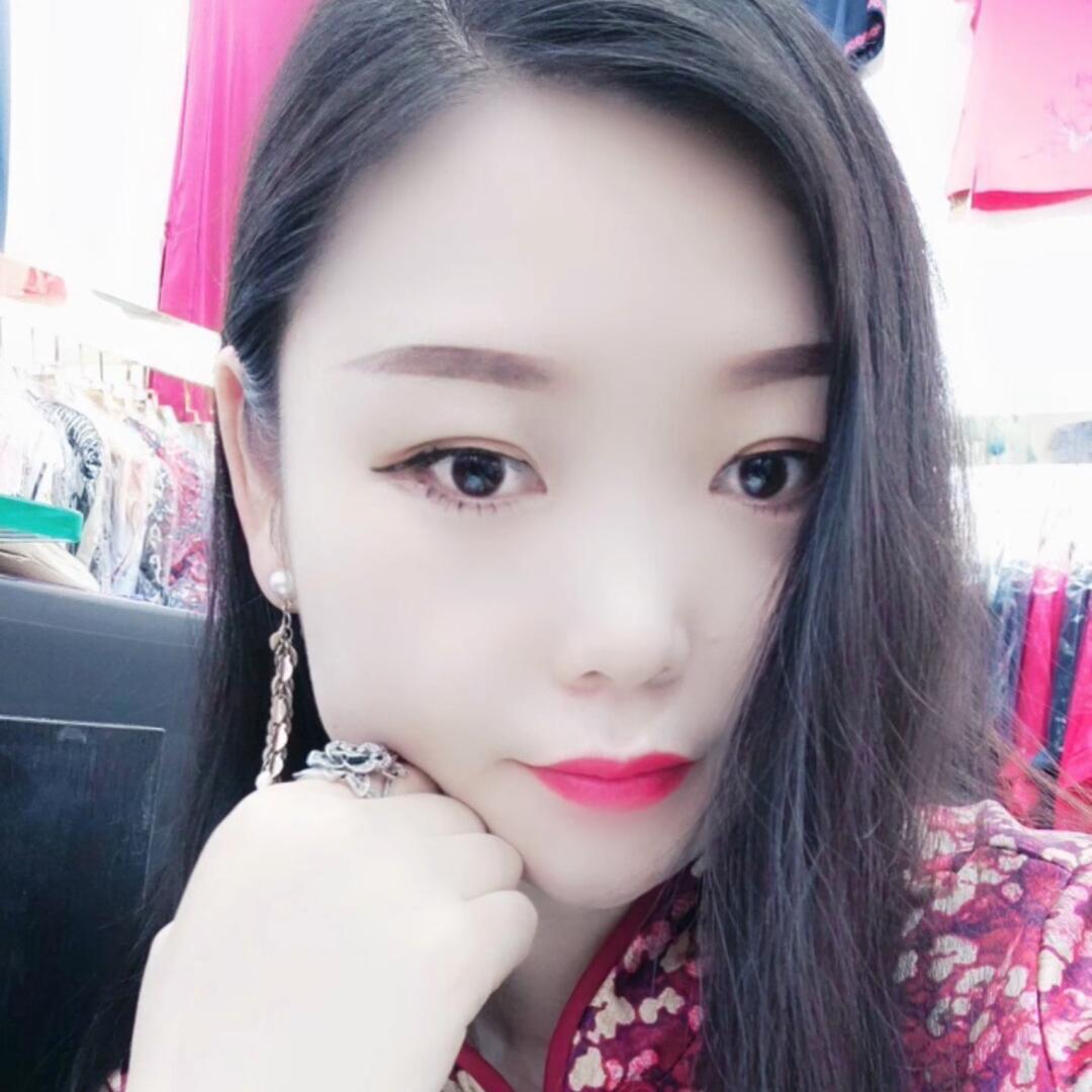 阿英💃