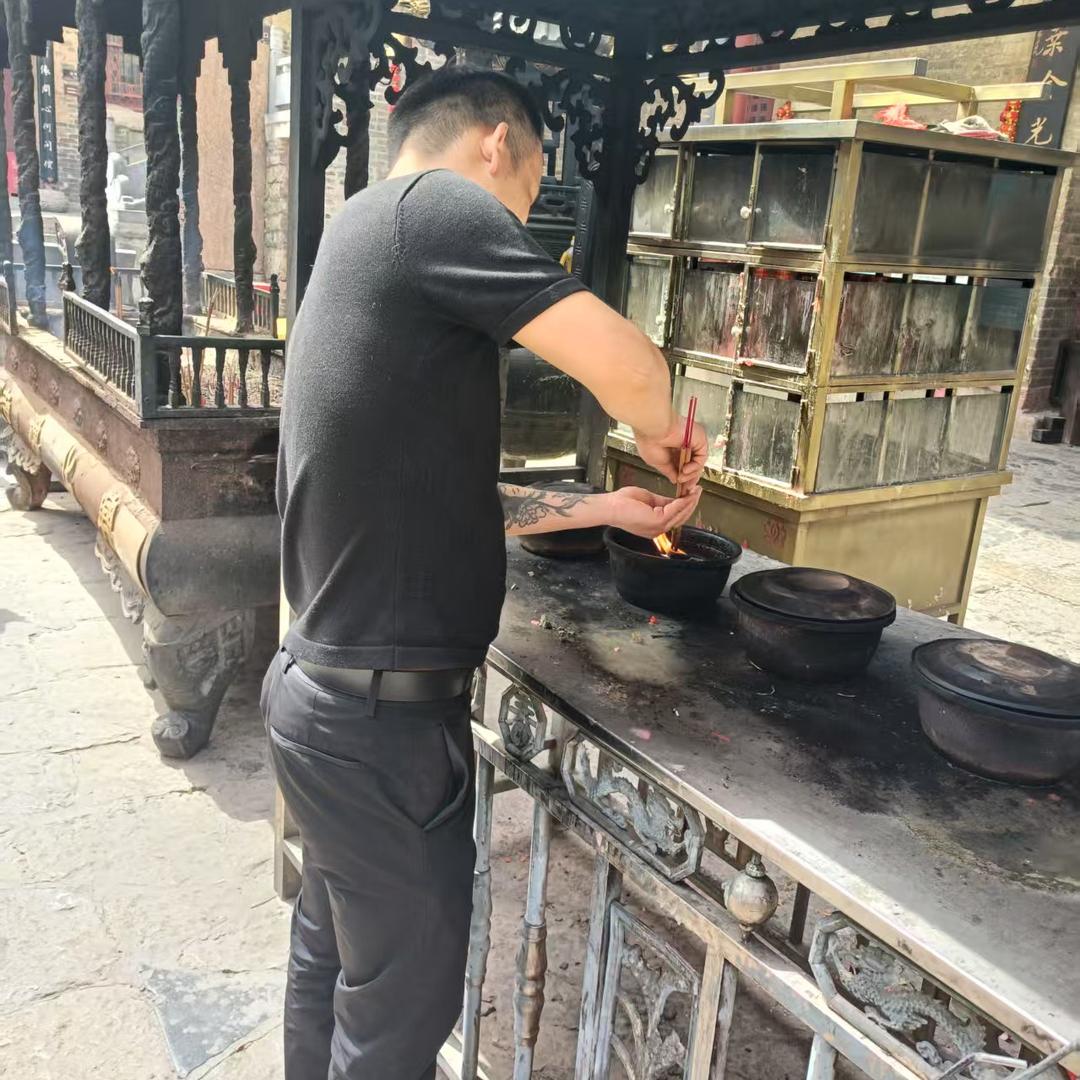 明天会更好