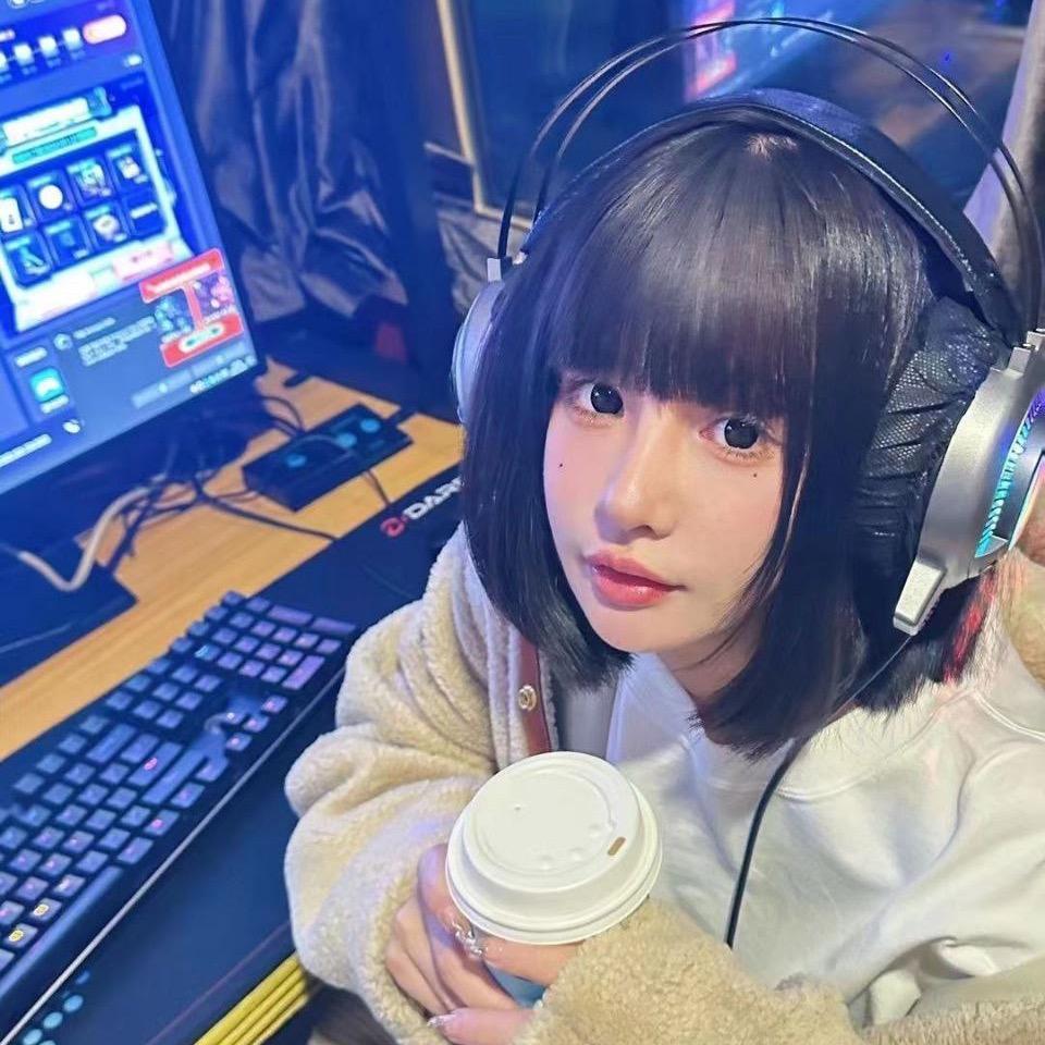 小奶猫🐈