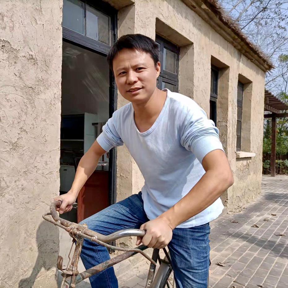 皮黑黑