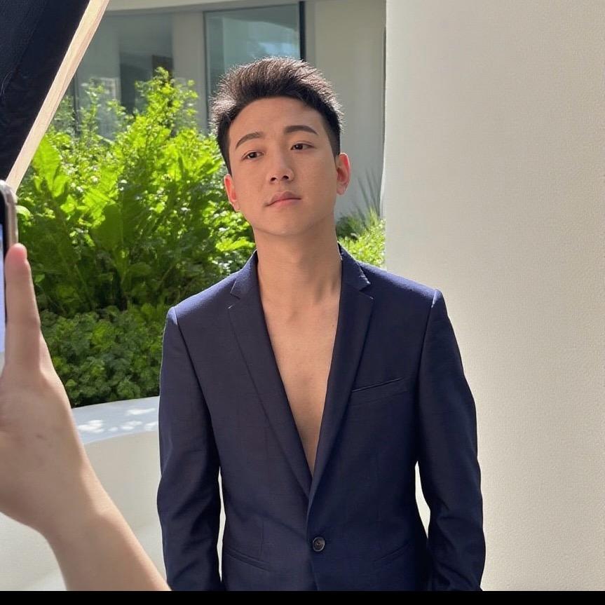 中山凯茵浩宇发型~强尼