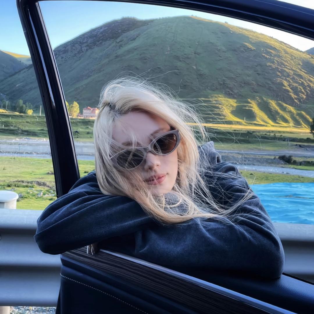 帅气ᵇⁱ人小学生.