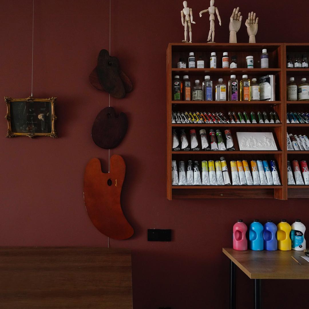 1902 私人画廊（德智益）