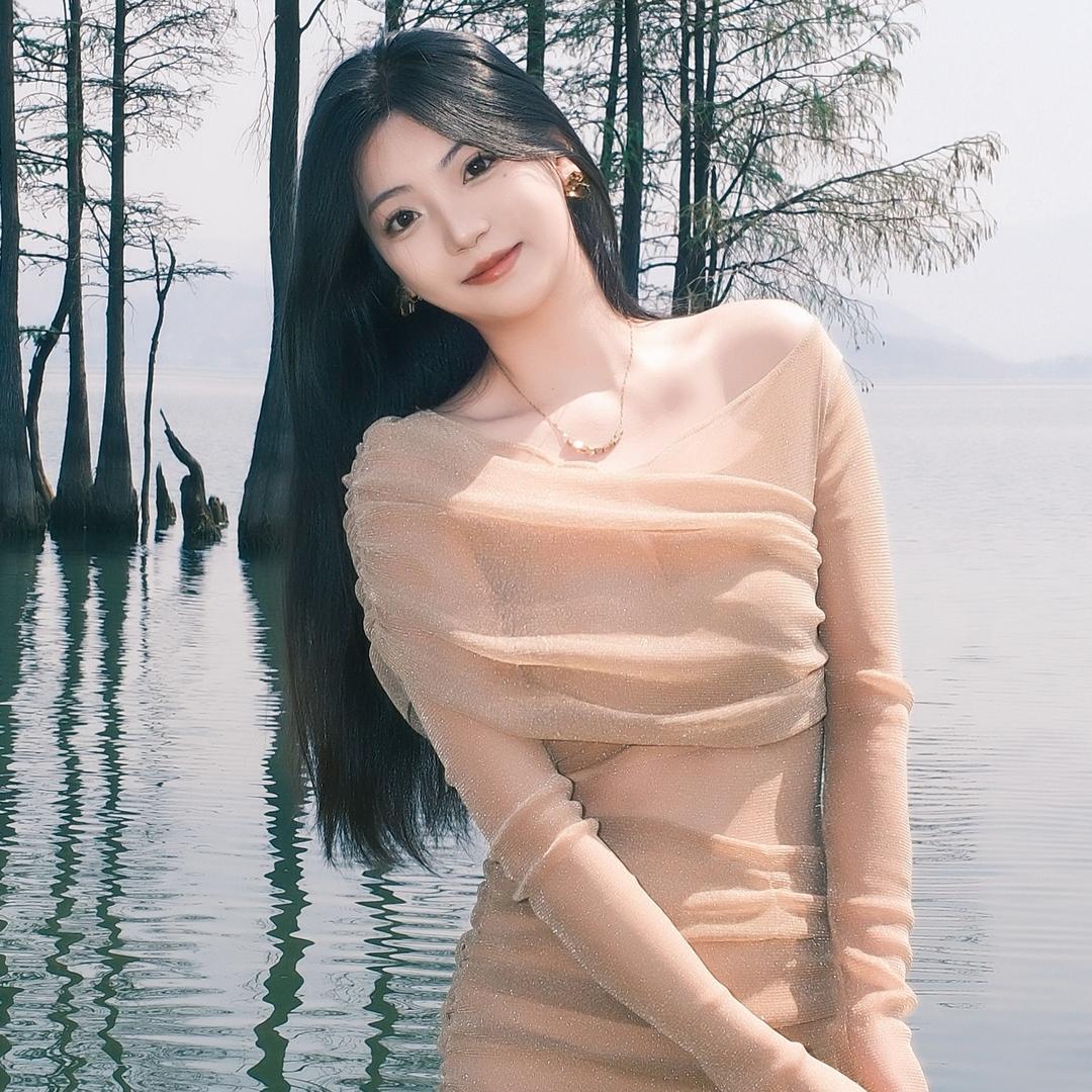 小Yue.