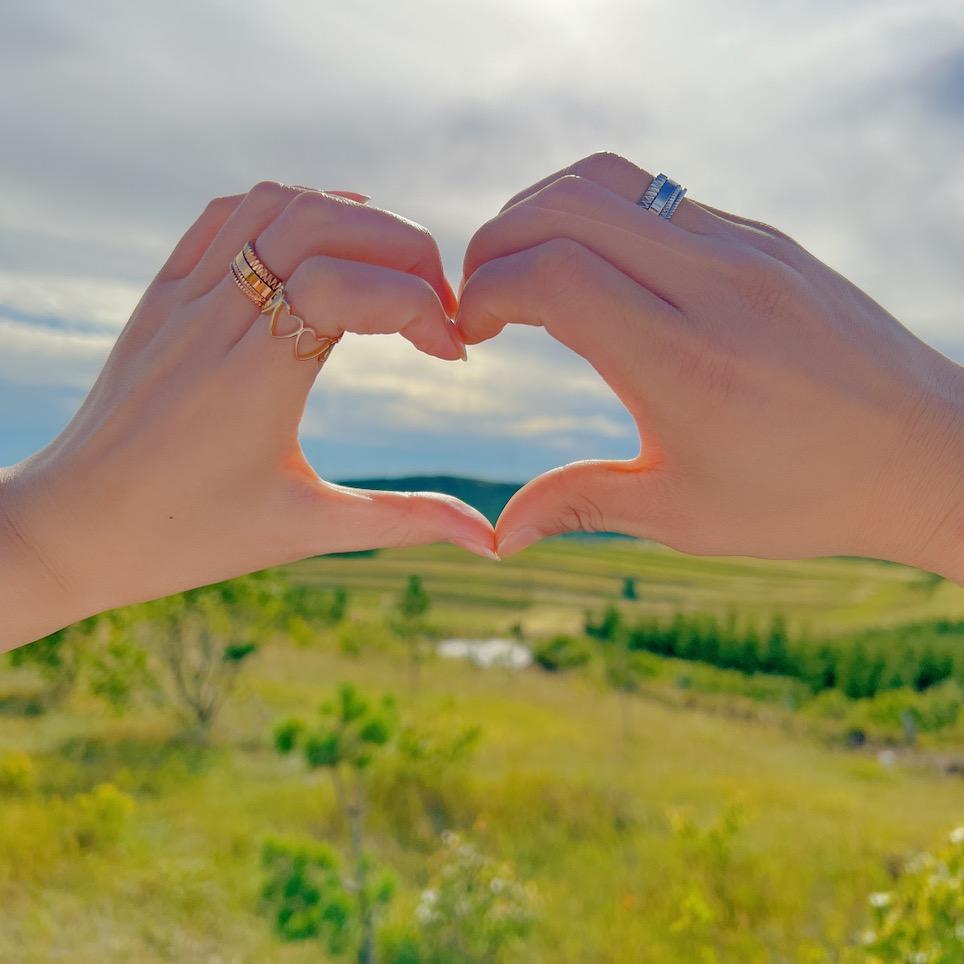 L♥️W