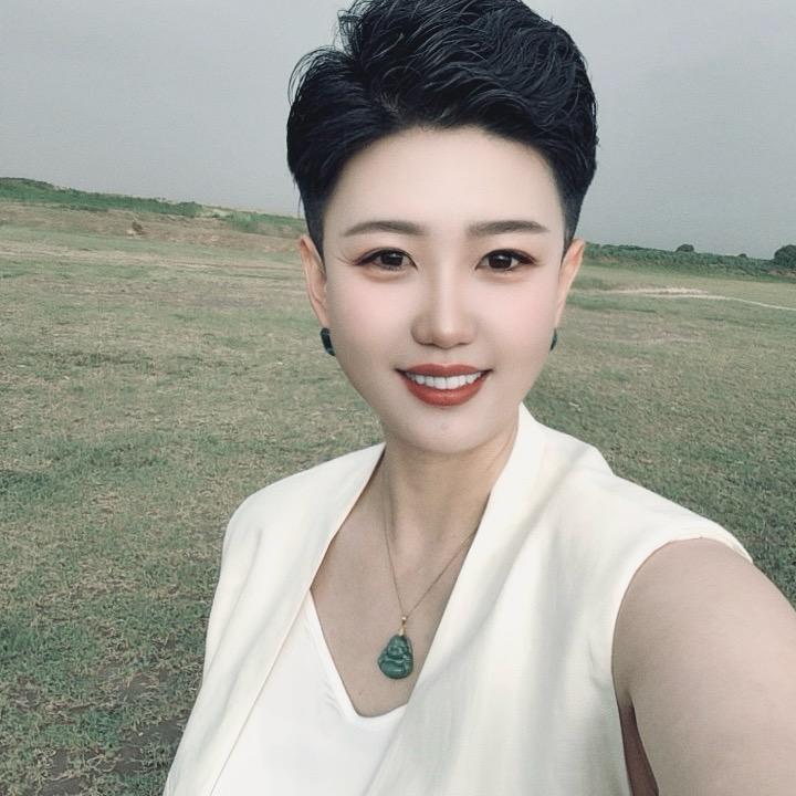 晓霞😋