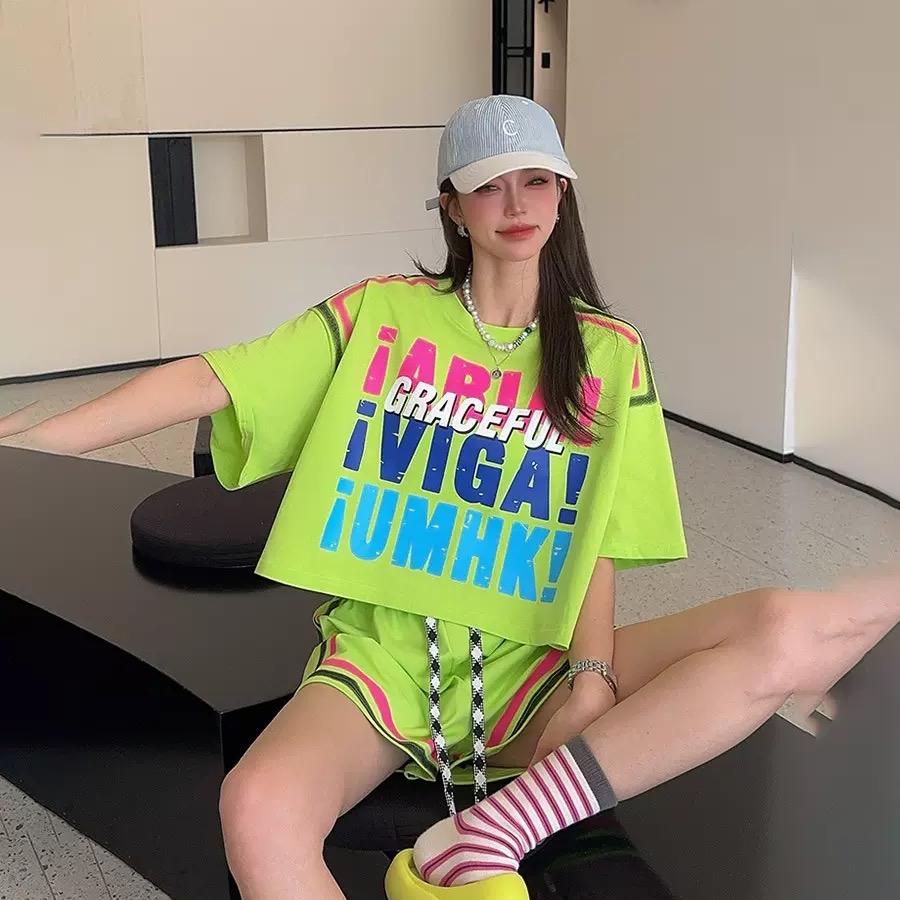 杨杨妮潮牌