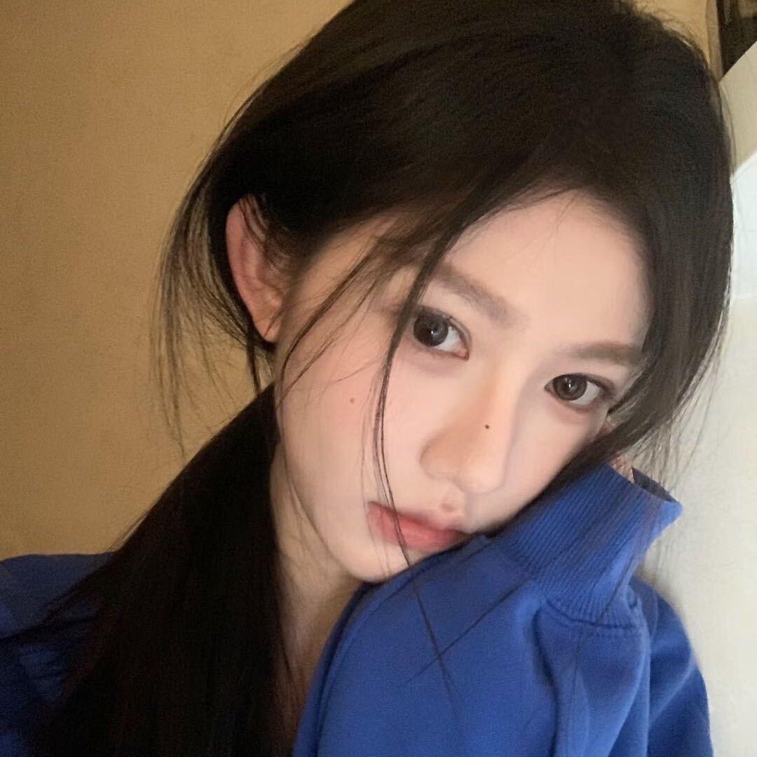 小荣荣💗