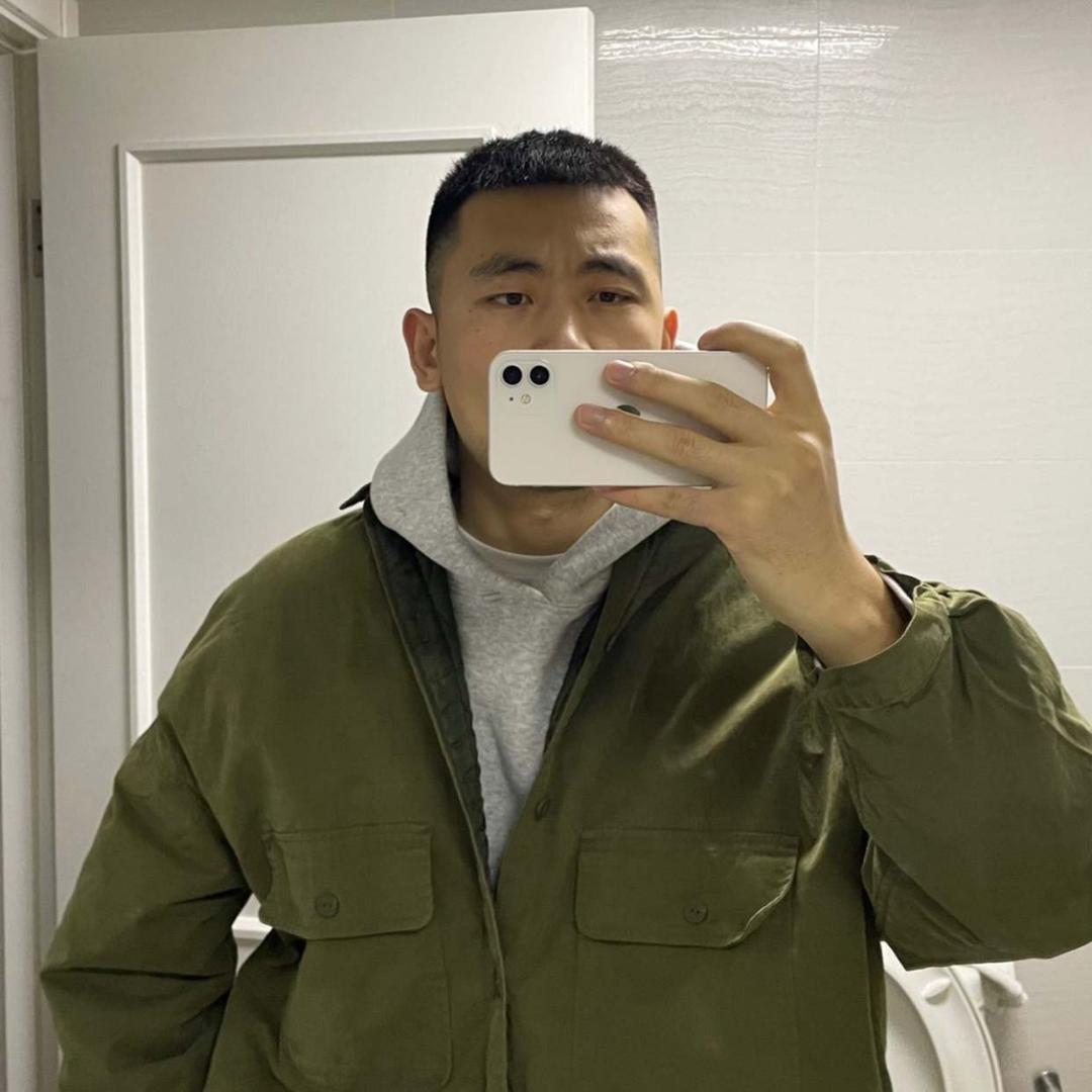 小丁爱吃肉