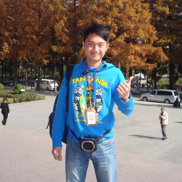 庐山导游阿畅