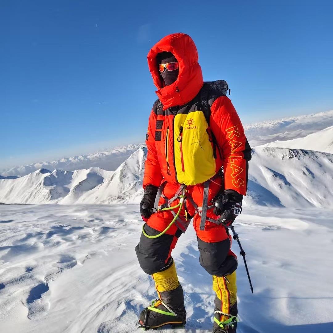 #萨武神山 丹增