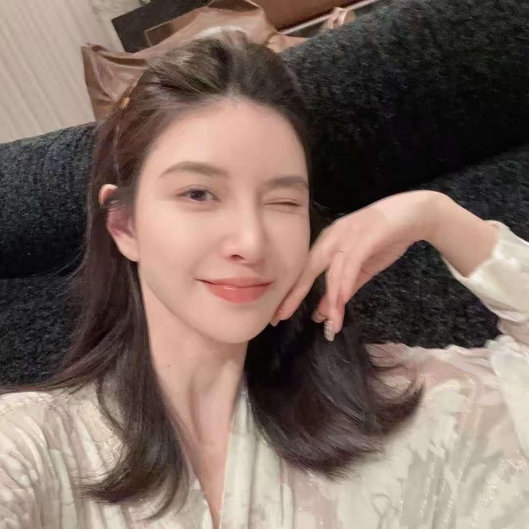李星儿（穿搭日常）