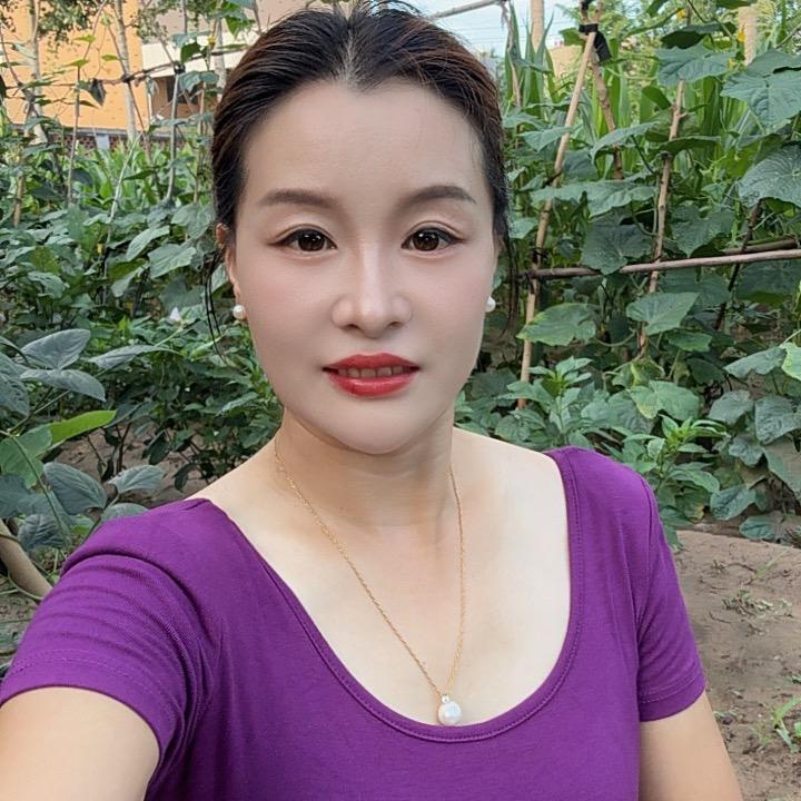柒柒