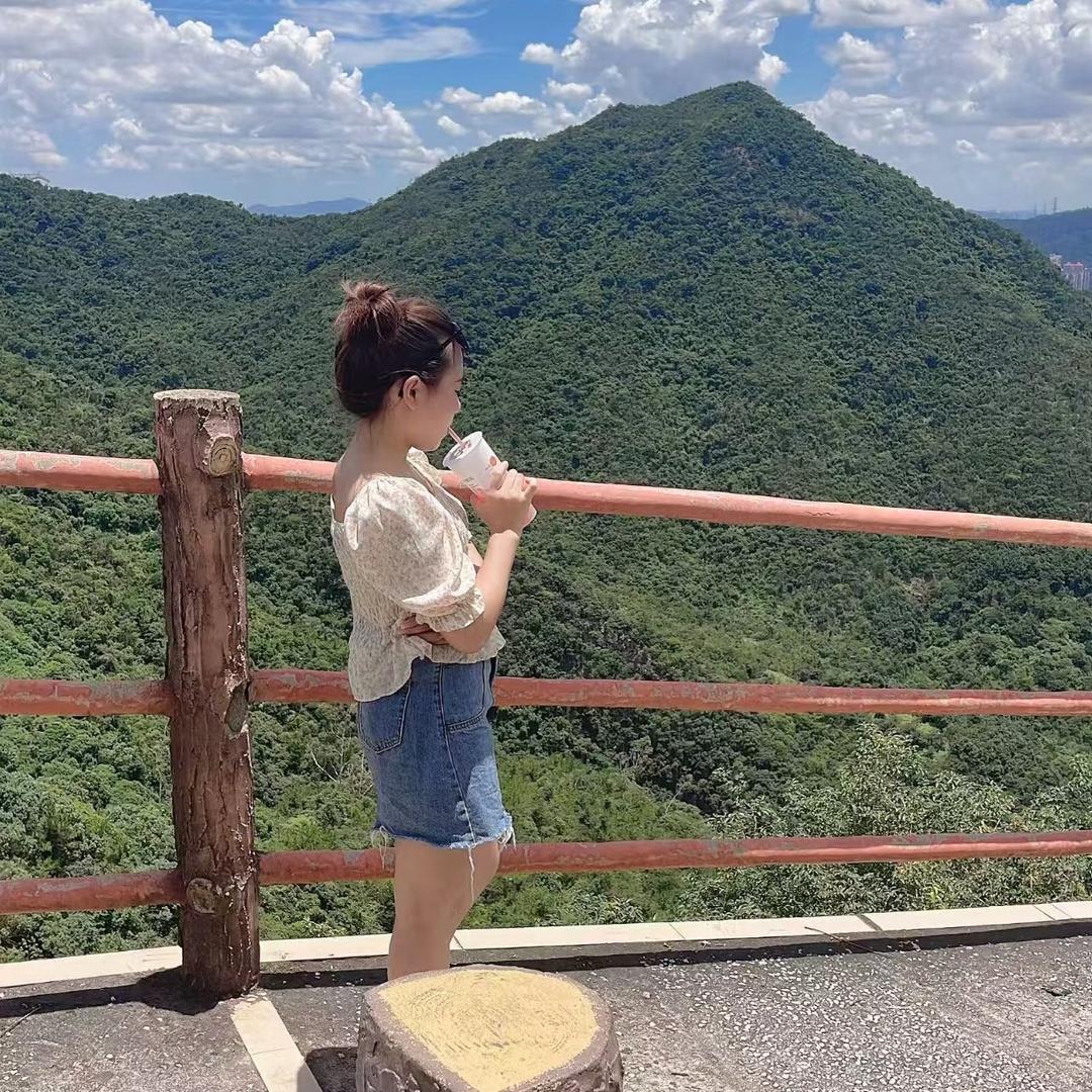就叫小美💓