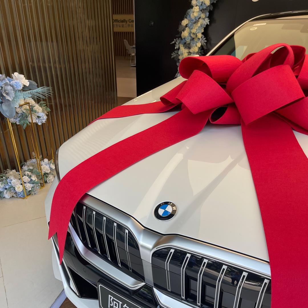 阿铭的BMW