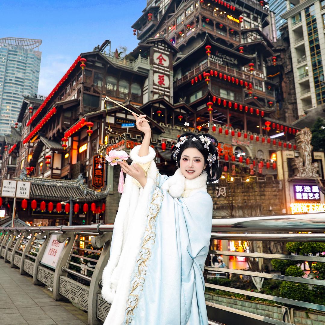 山城探花