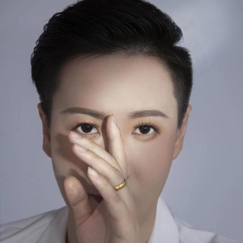 张莉正能量～桃子科技工作室2