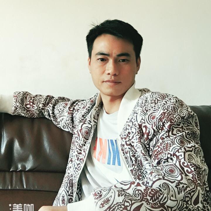80后奋斗中的奶爸