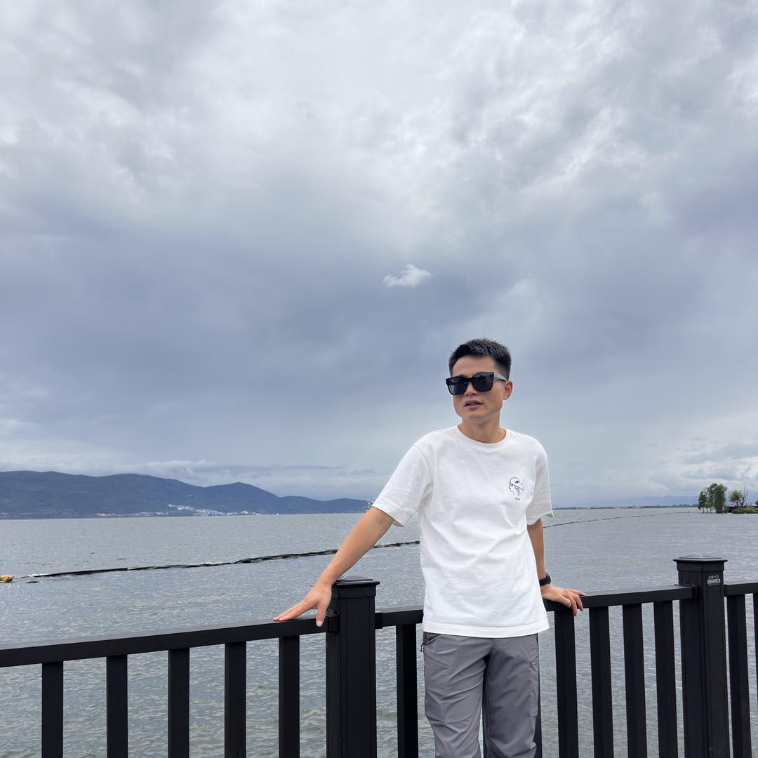 立钢机械二手挖机