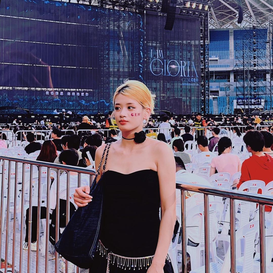 武清/佛昙女发型师-贝蒂