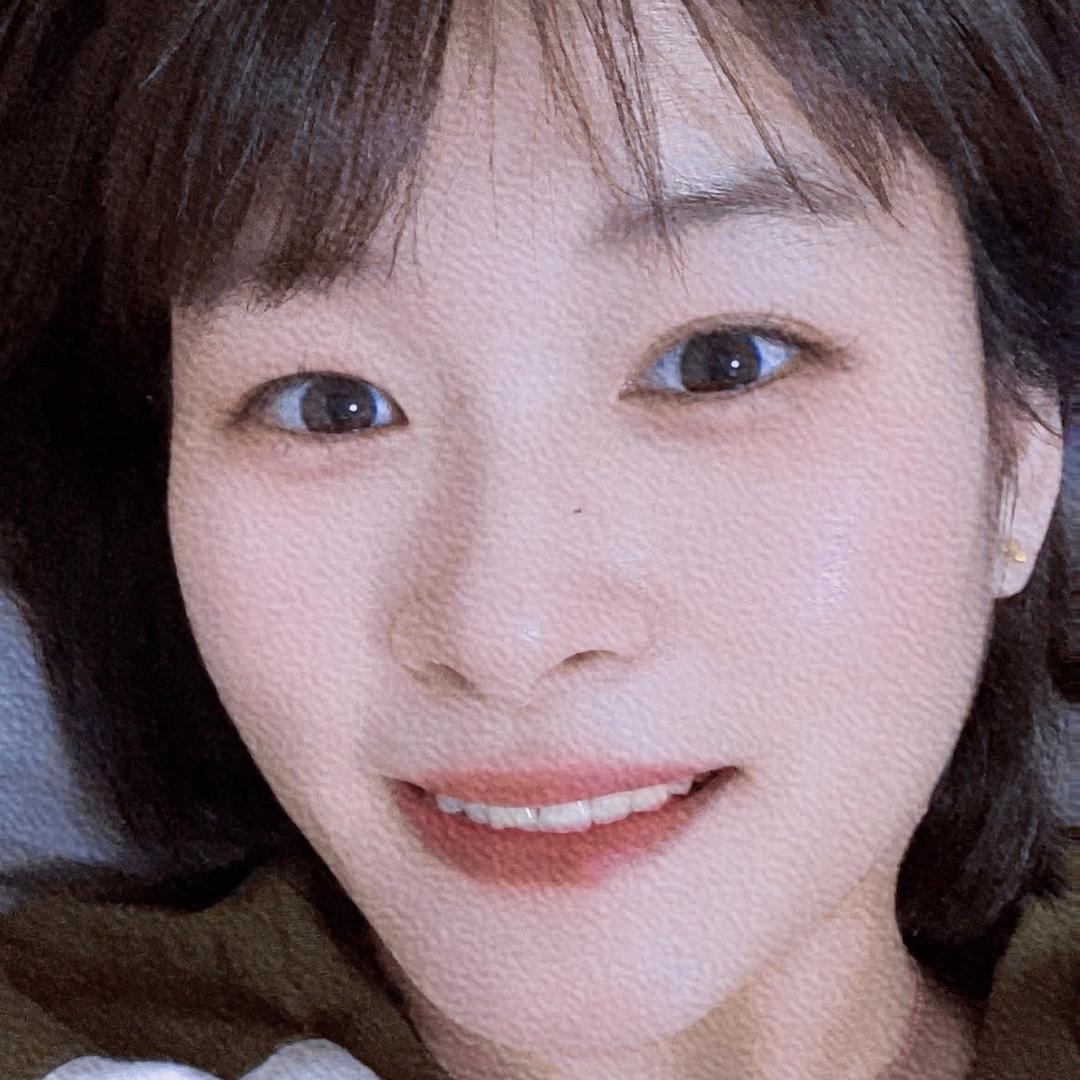 4 4的熙雅DAGE🌼