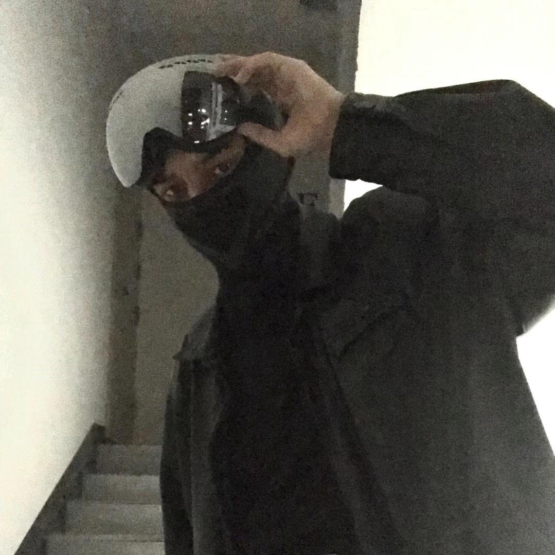 汤川