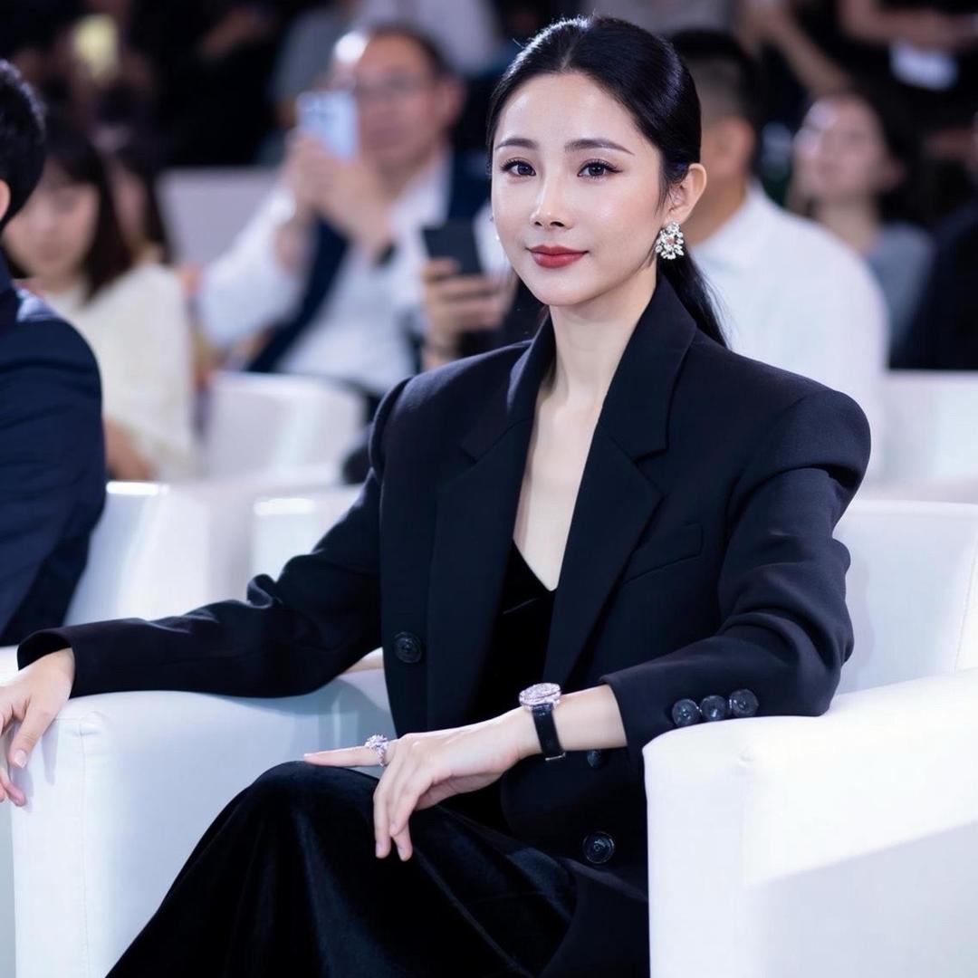 娜娜