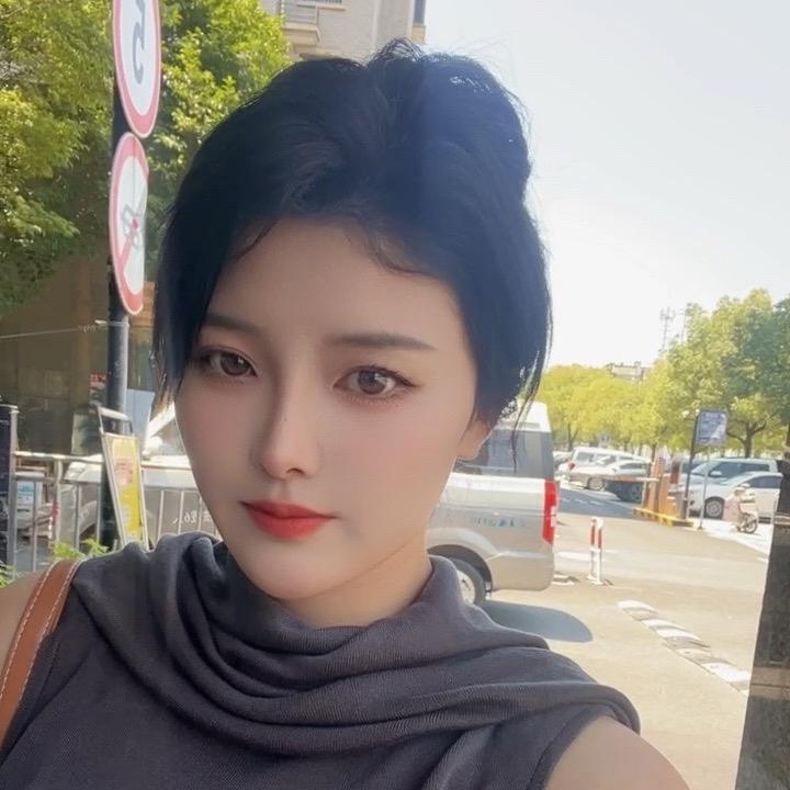 马场🐎女老板金莲儿