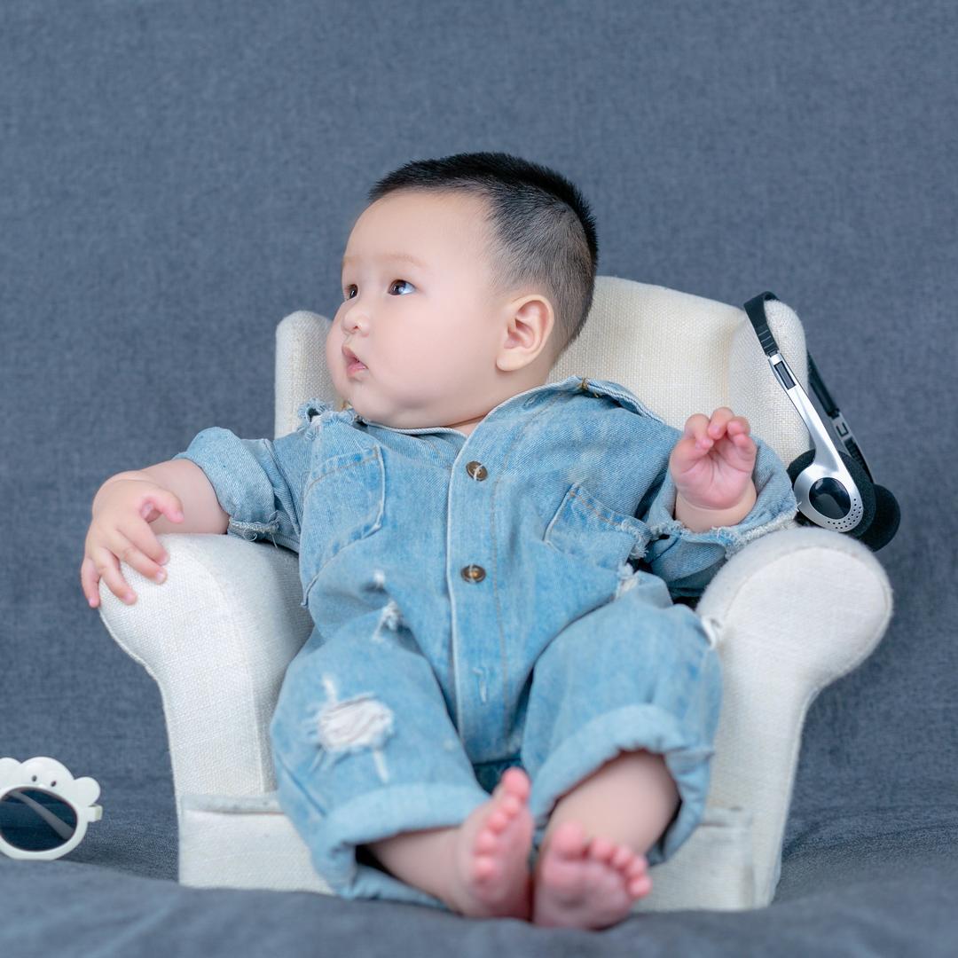 小Cai