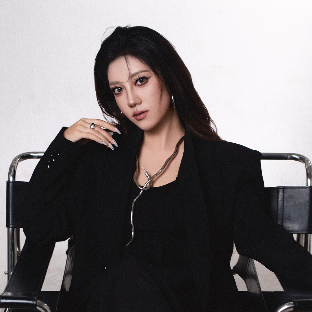 𝑺𝑬𝑯𝑰𝑹 𝑲🧿𝒁