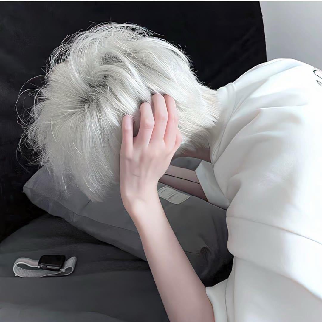 晴天下小霜