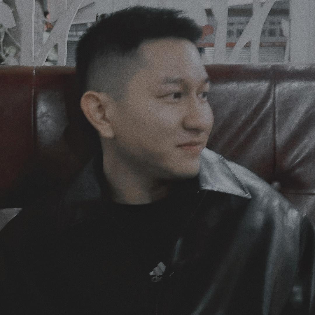 就叫我阳阳吧。