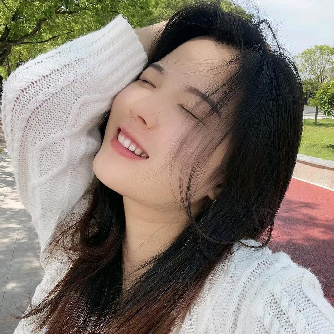 爱笑的丫头