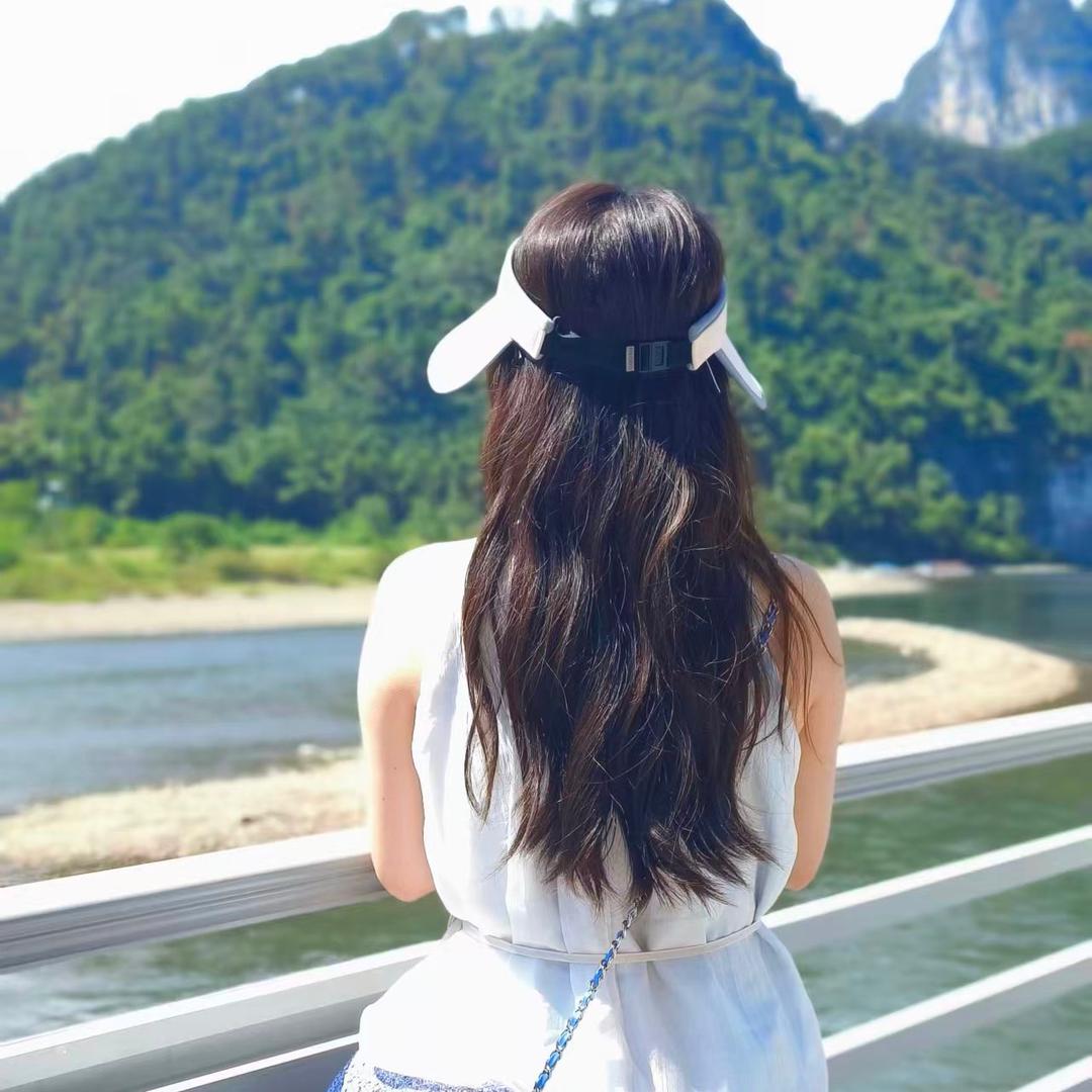 是圆脸的小张呀
