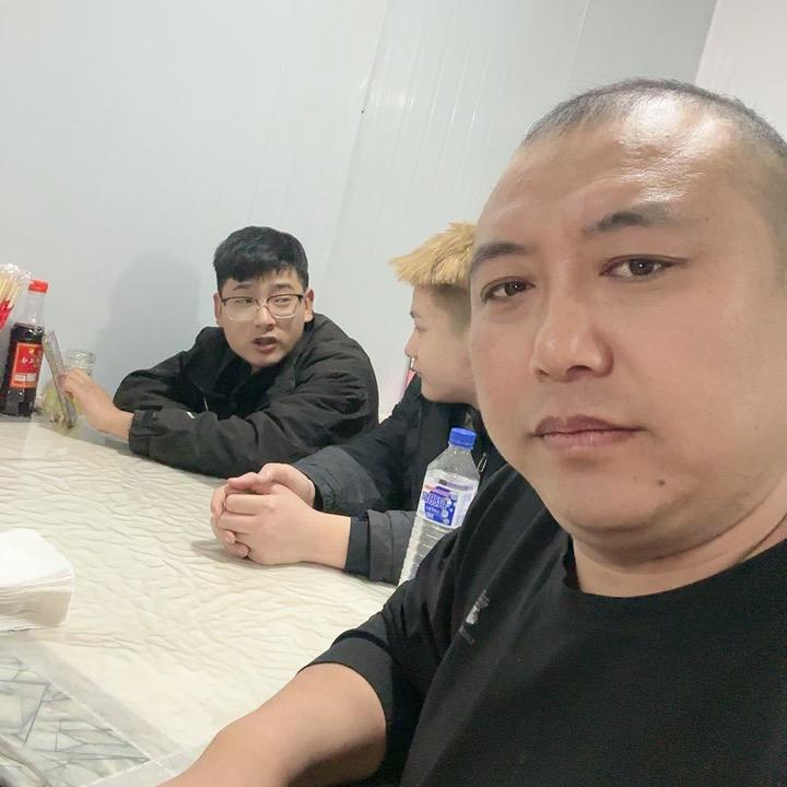 罐头瓶子