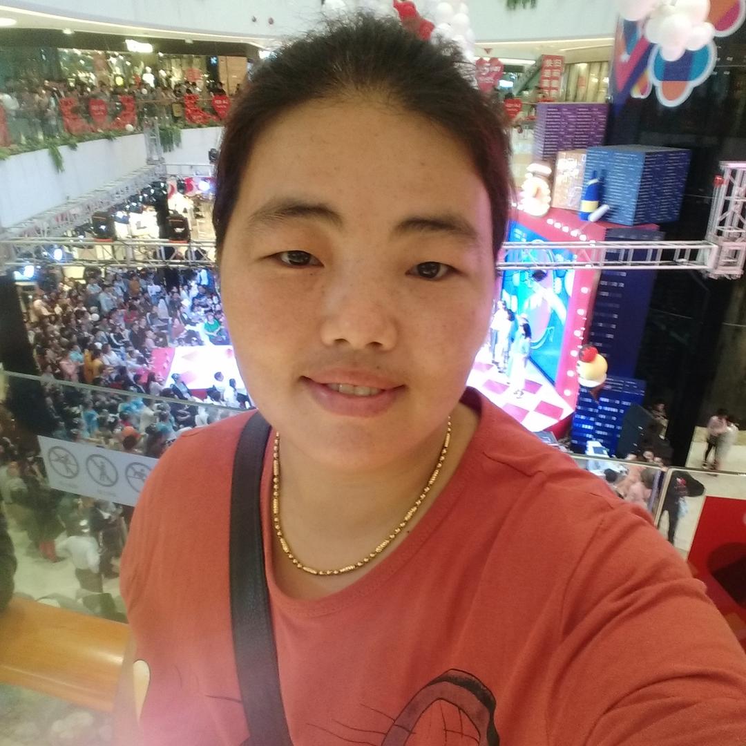 大脸家的二姐：江梅