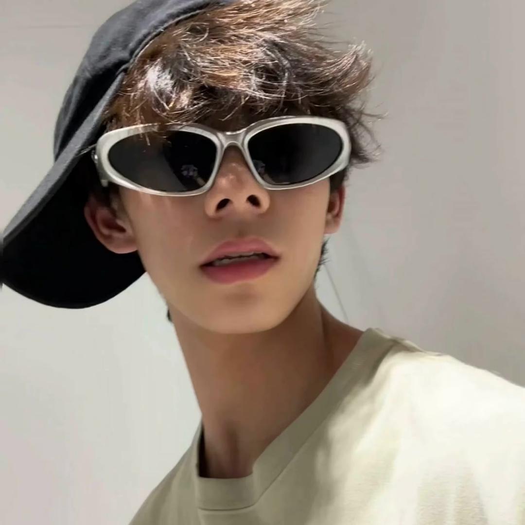 @小情绪.🚀