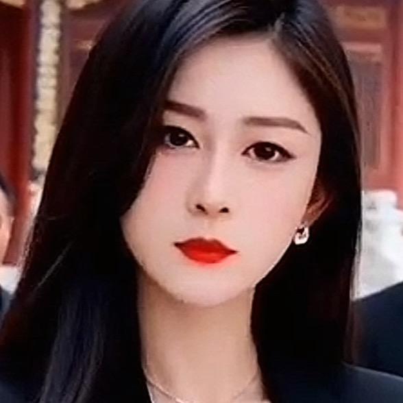 美女来咯。拒绝私聊。