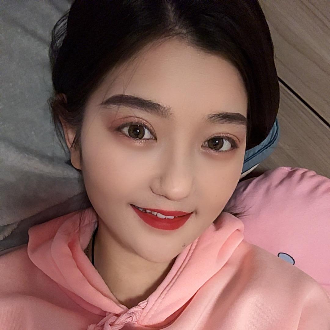 🧿爱笑的女孩运气不差🧿