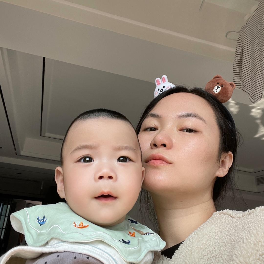 球宝和麻麻🙉