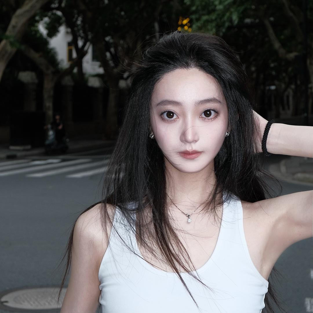 曾芷毓