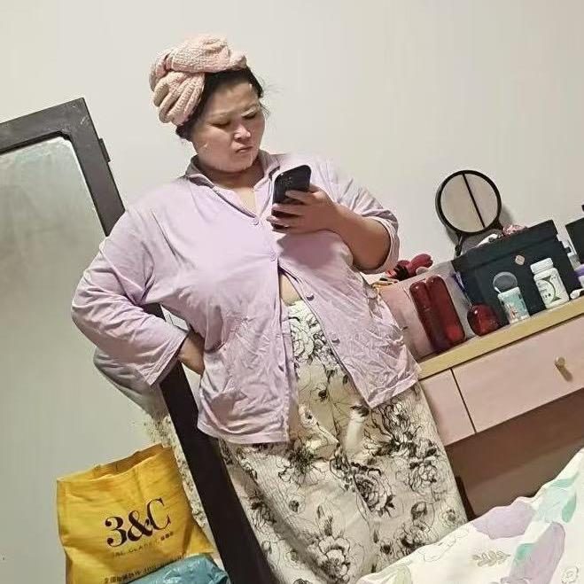 @崔崔（哺乳期）