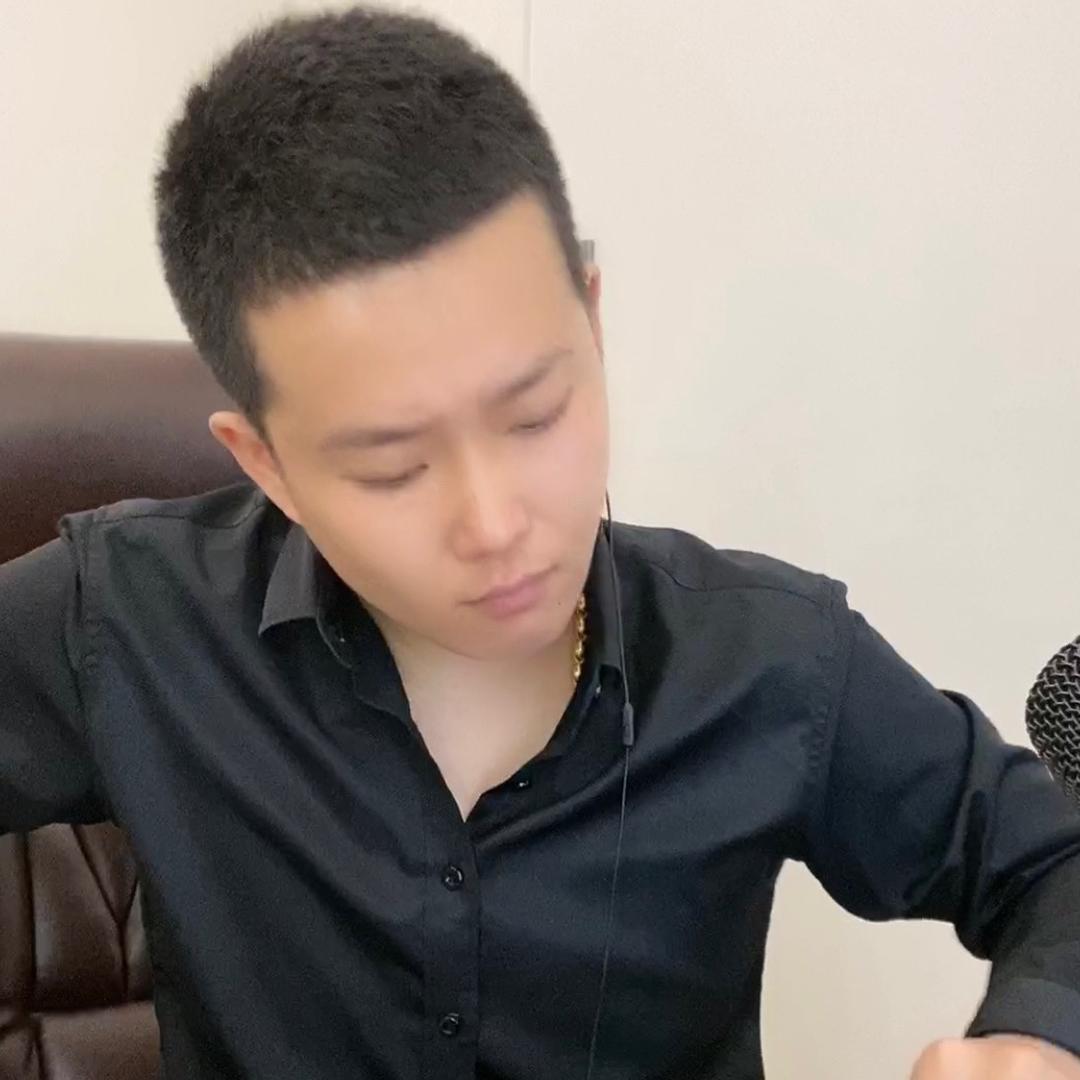 王小黑（318)