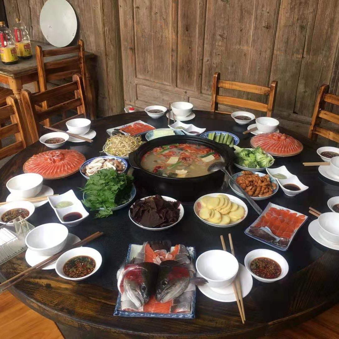 崇州百草园家庭农场