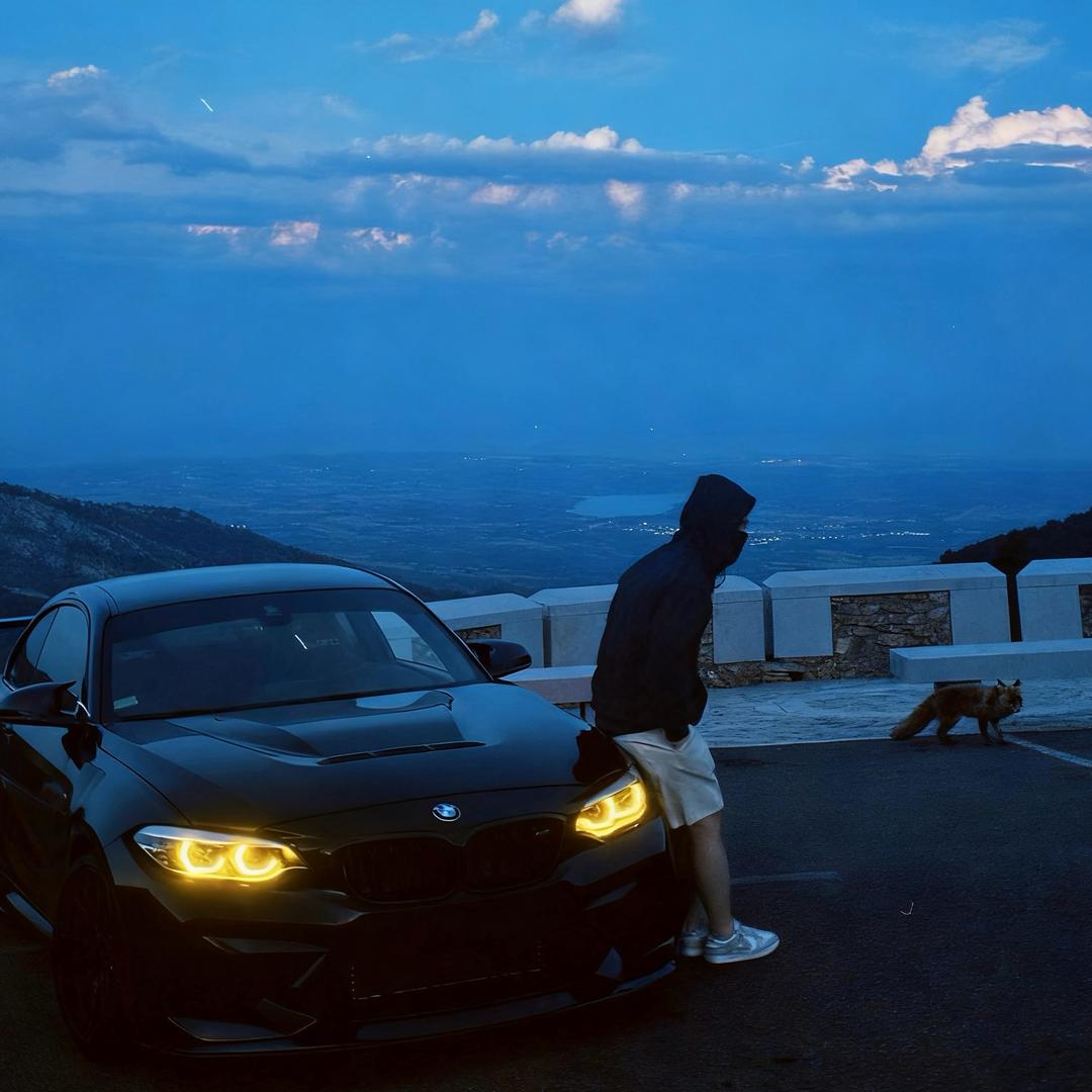 ￴￴￴ ￴￴ ￴￴ ￴