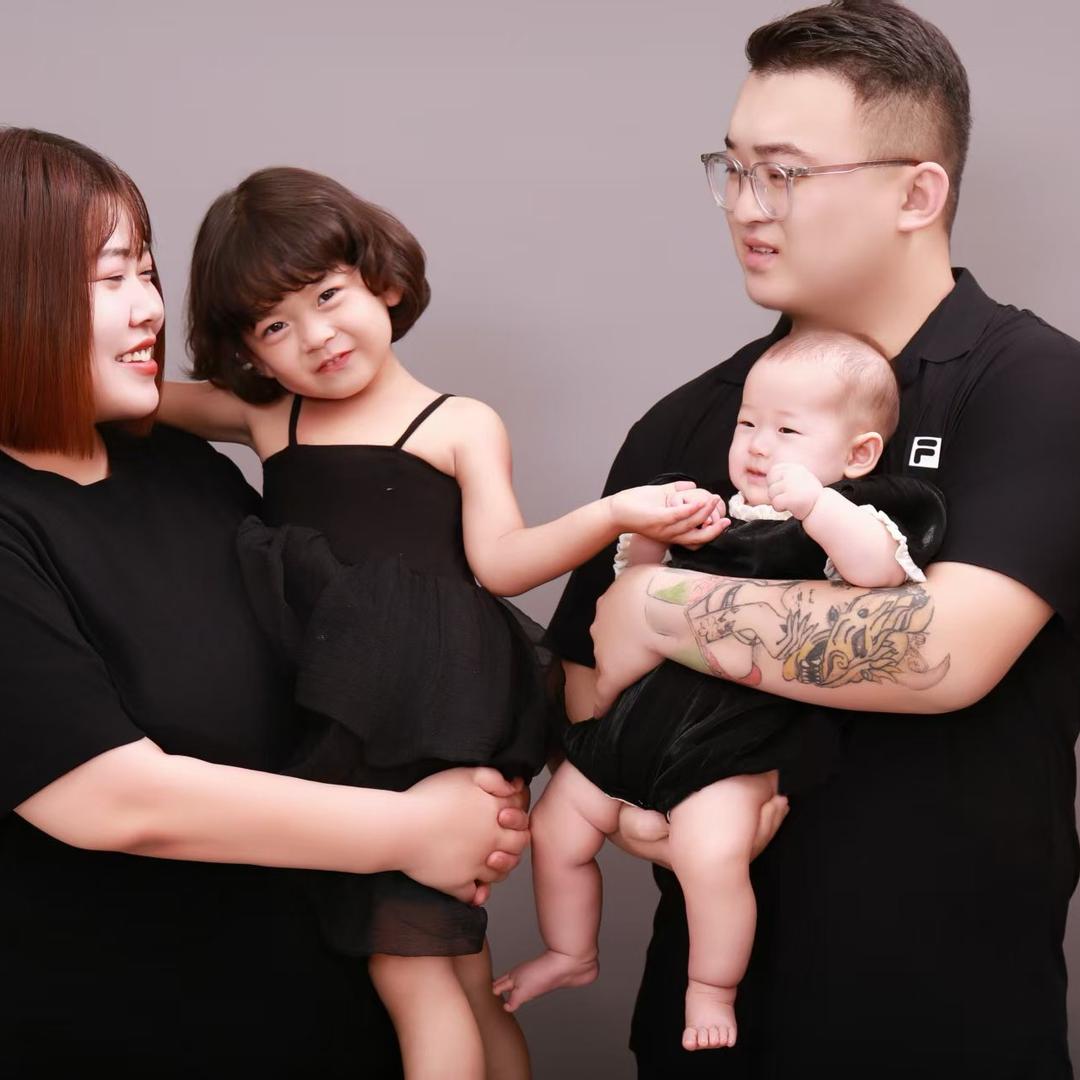 @李不凡👨‍👩‍👧